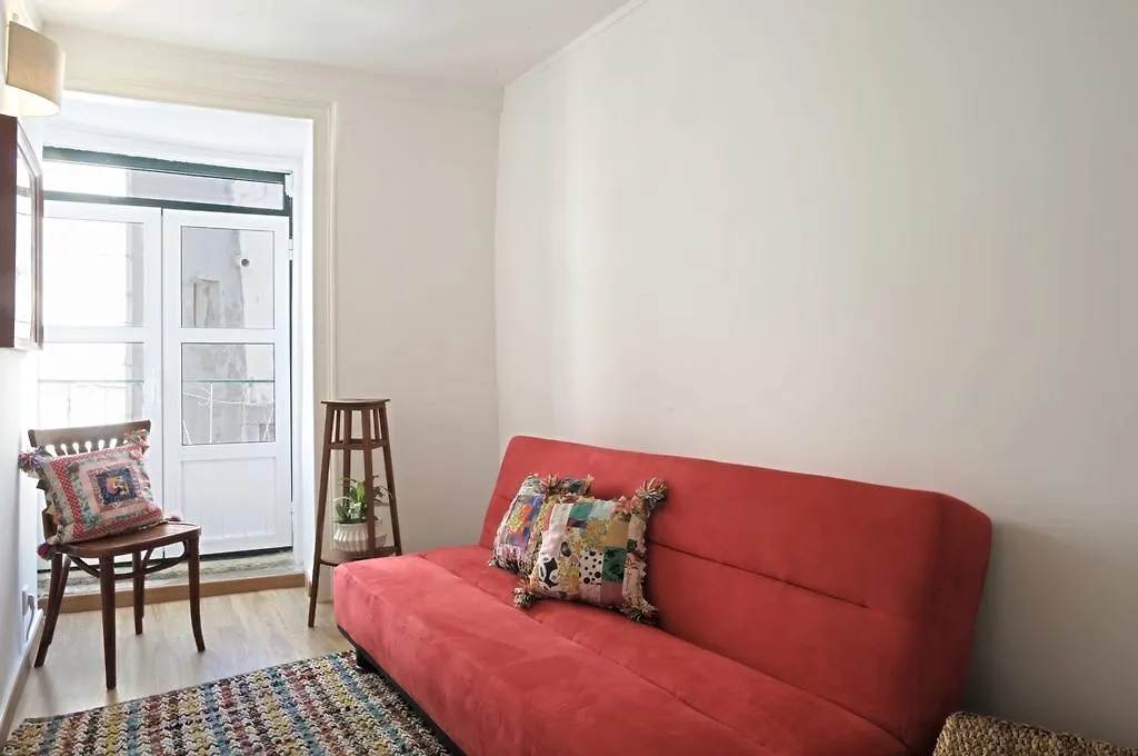 Appartement Stay Local! Maria Typical Home, Near Flea Market Lissabon